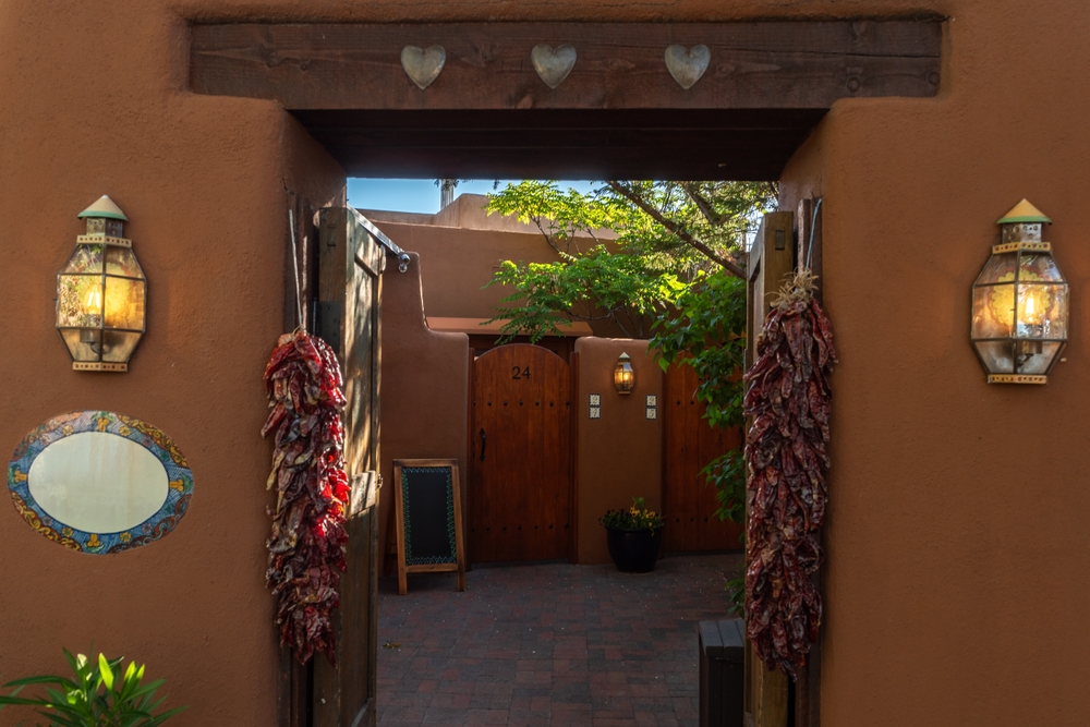 Santa,Fe,,Mn,,Usa,,May,28,,2018:,Old,Quaint,Building